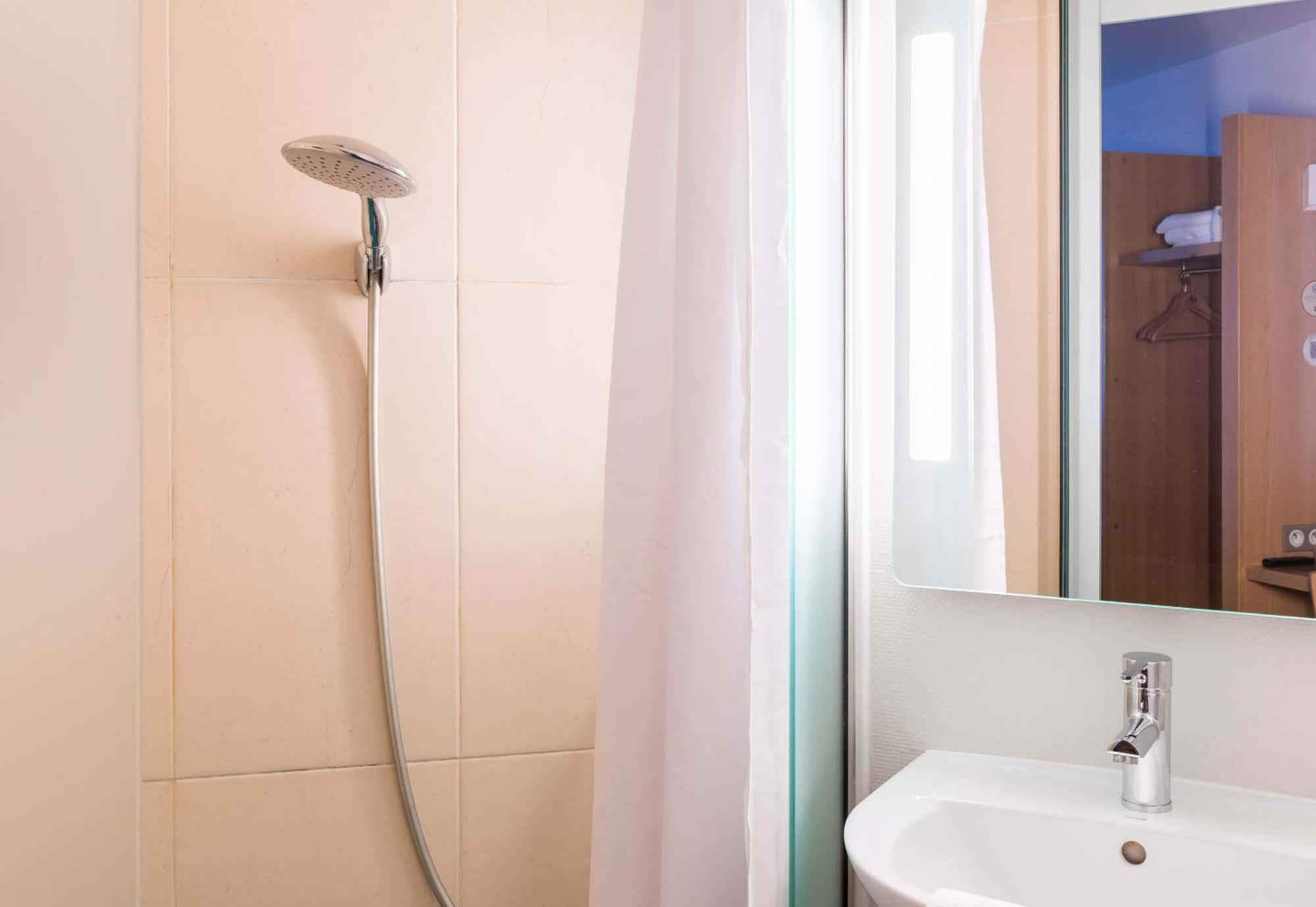 B&B Hotel Bourges 1 מראה חיצוני תמונה