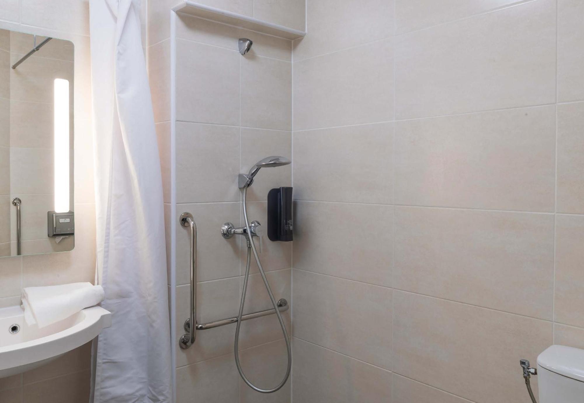 B&B Hotel Bourges 1 מראה חיצוני תמונה